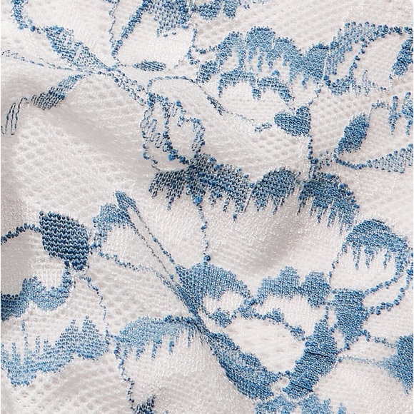 Victoria’s Secret $̶7̶0̶ 36DD Lace Demi bra. Matching Panty - Picture 6 of 8